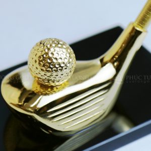 Giá cắm bút ký mô hình gậy golf mạ vàng 24k - CB04
