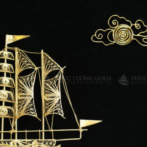 Tranh thuyền thuận buồm xuôi gió mạ vàng - M05 5