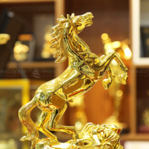 Tượng ngựa tung vó mạ vàng 24k - TN02 3