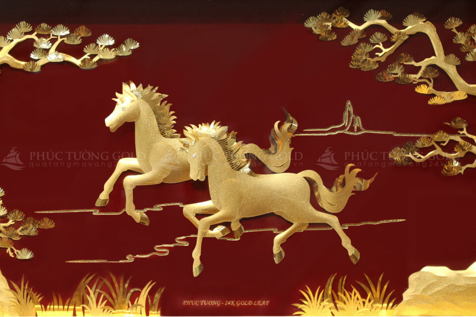 Bức tranh song mã (2 con ngựa) vàng lá 24k