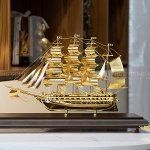 Mô hình thuyền buồm cỡ to mạ vàng - TB43 6